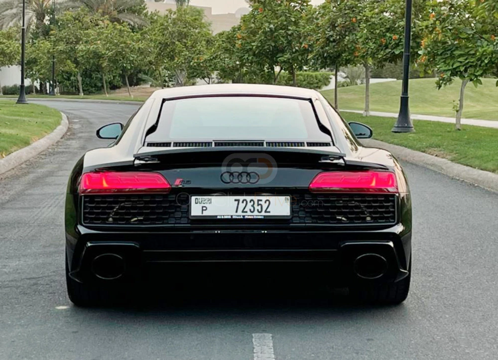 Black Audi R8 Coupe 2021 for rent in Ajman 6